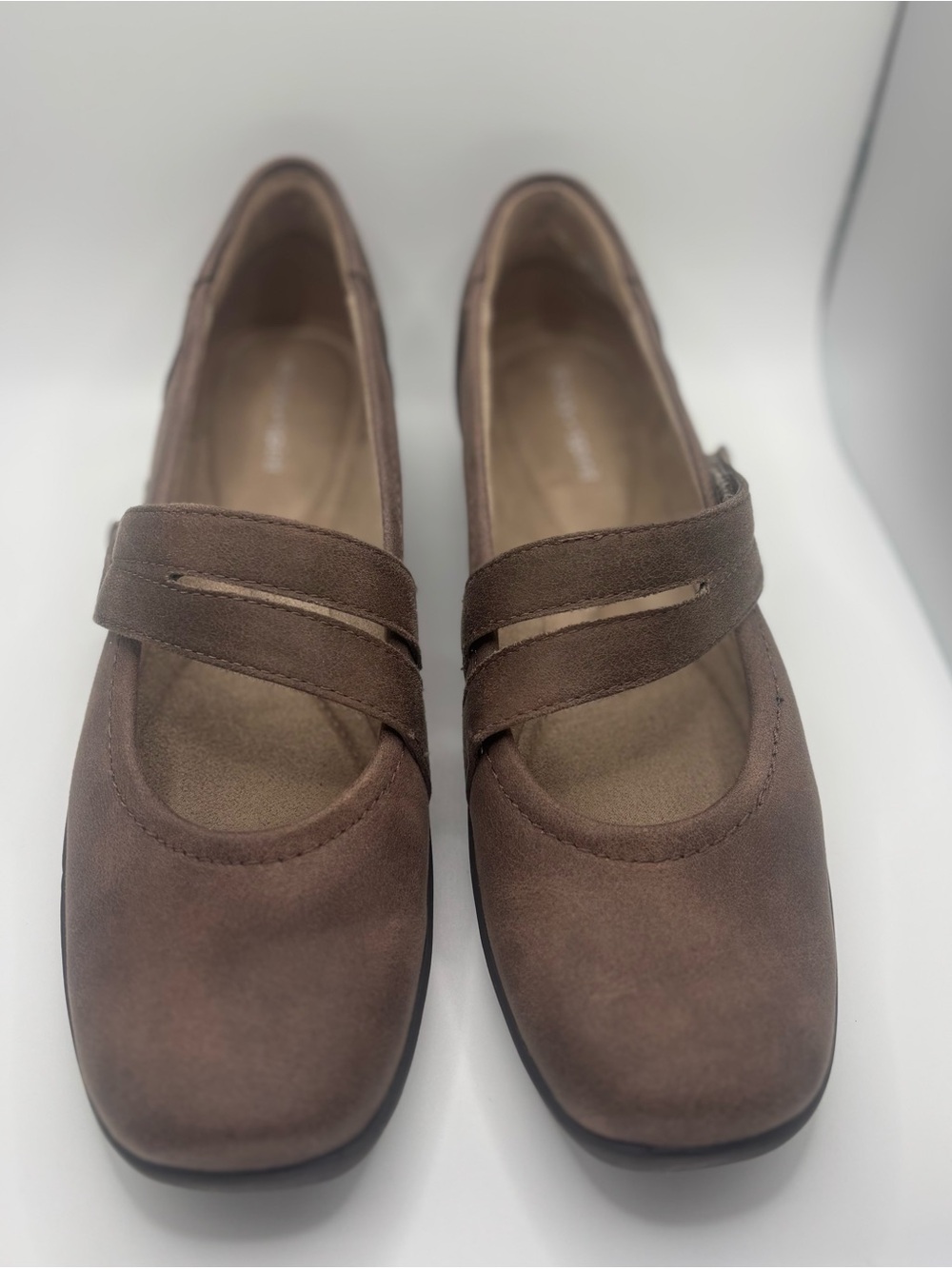 Easy Spirit Aranza 2 Mary Jane Flats Women’s Size 8.5 Dark Taupe
